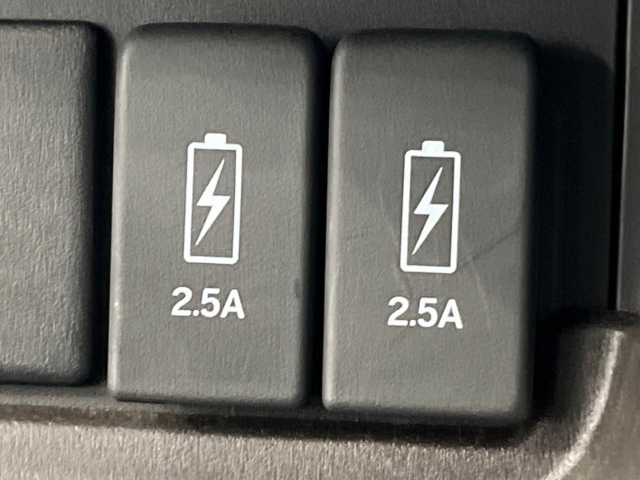 2022 Honda N-BOX CUSTOM 6BA-JF3 (UW-6a1ba641afaeb)[11]