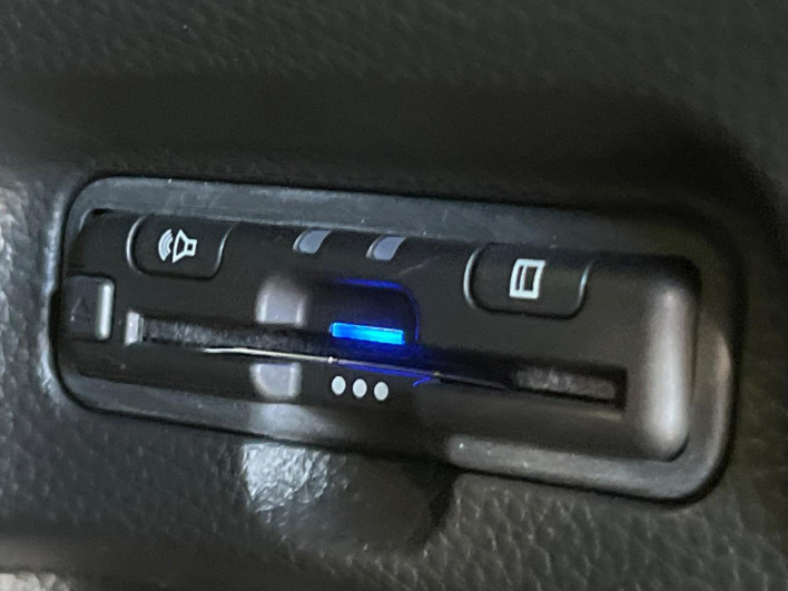 2022 Honda N-BOX CUSTOM 6BA-JF3 (UW-6a1ba641afaeb)[26]