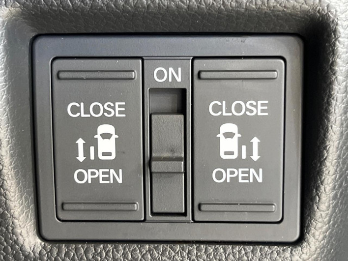 2022 Honda N-BOX CUSTOM 6BA-JF3 (UW-6a1ba641afaeb)[23]