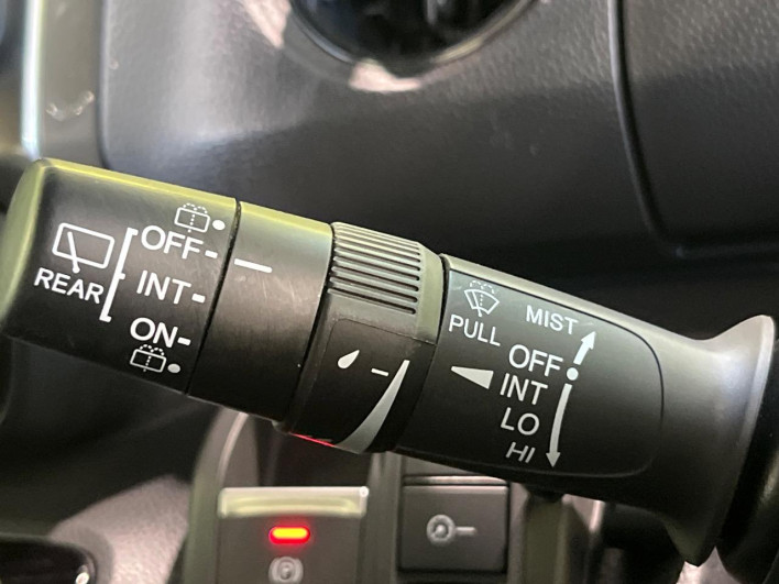 2022 Honda N-BOX CUSTOM 6BA-JF3 (UW-6a1ba641afaeb)[17]