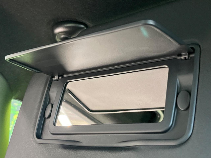 2022 Honda N-BOX CUSTOM 6BA-JF3 (UW-6a1ba641afaeb)[6]