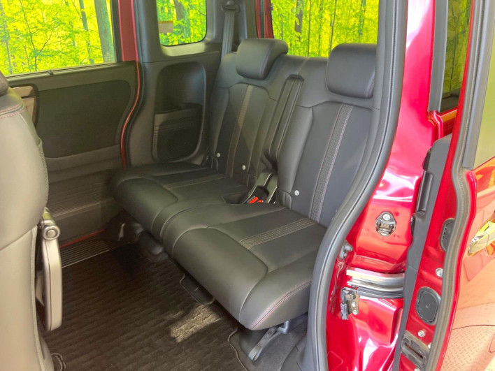 2022 Honda N-BOX CUSTOM 6BA-JF3 (UW-6a1ba641dc585)[5]