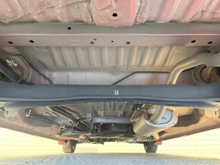 2022 Honda N-BOX CUSTOM 6BA-JF3 (UW-6a1ba641dc585)[28]