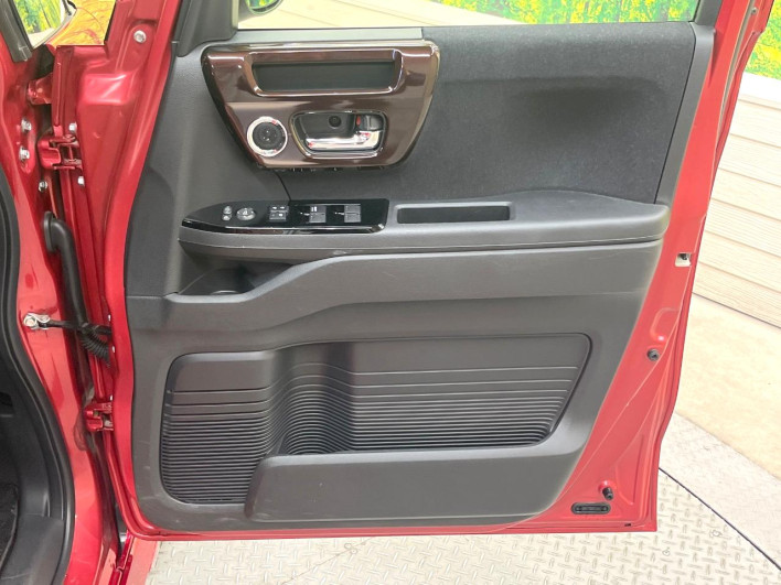2022 Honda N-BOX CUSTOM 6BA-JF3 (UW-6a1ba641dc585)[23]