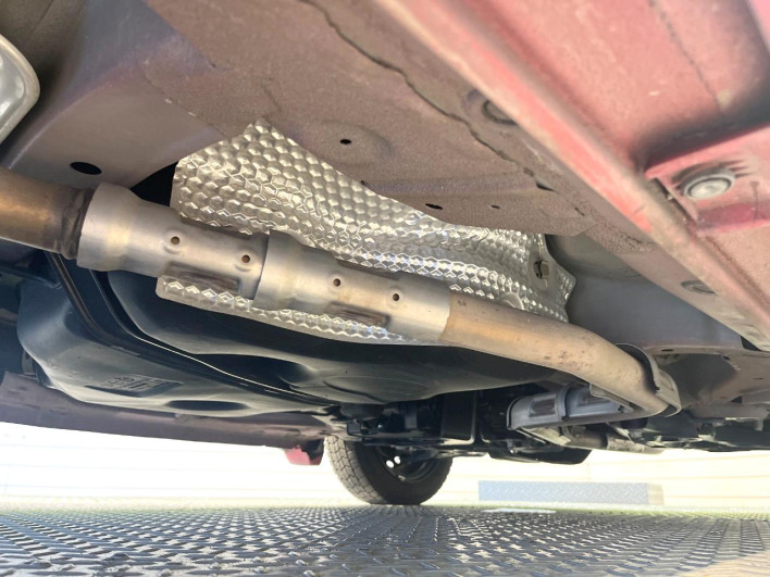 2022 Honda N-BOX CUSTOM 6BA-JF3 (UW-6a1ba641dc585)[26]