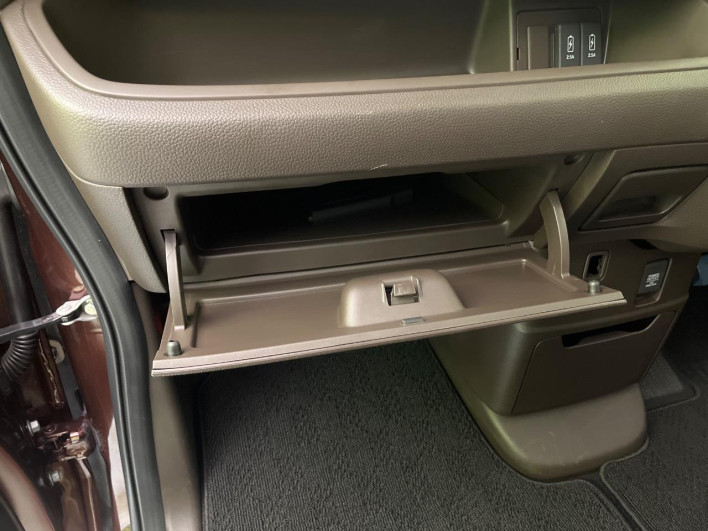 2022 Honda N-BOX 6BA-JF3 (UW-6a1ba646bf20f)[4]