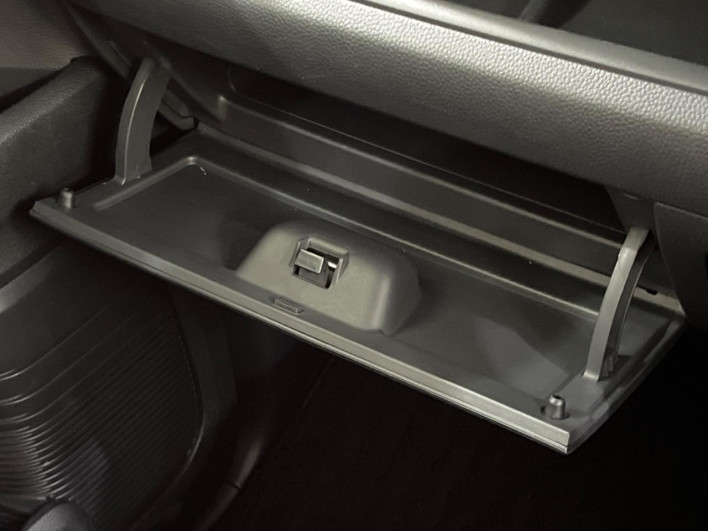 2023 Honda N-BOX CUSTOM 6BA-JF3 (UW-6a1ba648da358)[15]