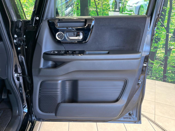 2023 Honda N-BOX CUSTOM 6BA-JF3 (UW-6a1ba64a59a77)[29]