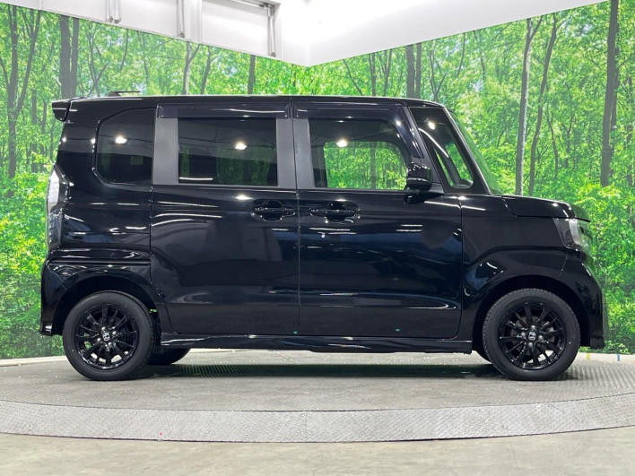 2022 Honda N-BOX CUSTOM 6BA-JF4 (UW-6a1ba64cb1fbd)[19]