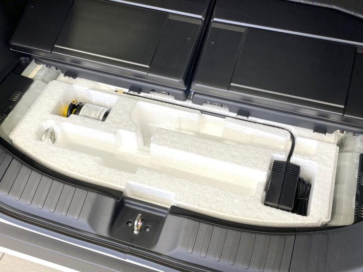 2026 Honda N-BOX CUSTOM 6BA-JF5 (UW-6a1ba652b725f)[8]