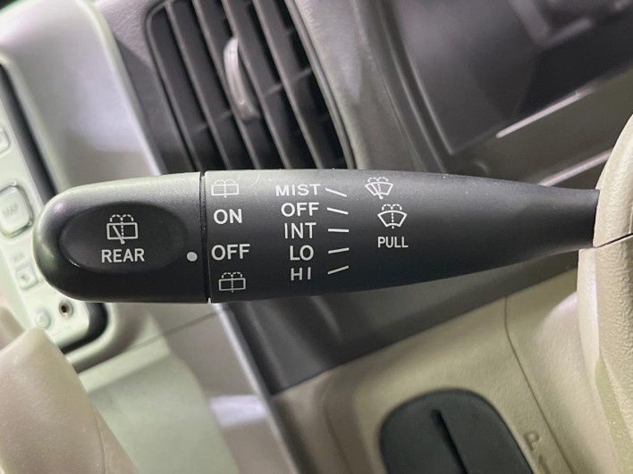 2011 Daihatsu Tanto DBA-L375S (UW-6a1ba66d3654f)[27]
