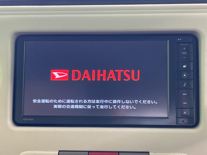 2014 Daihatsu Mira Cocoa DBA-L675S (UW-6a1ba66e31eb6)[12]