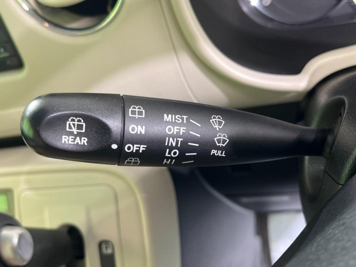 2014 Daihatsu Mira Cocoa DBA-L675S (UW-6a1ba66e31eb6)[8]