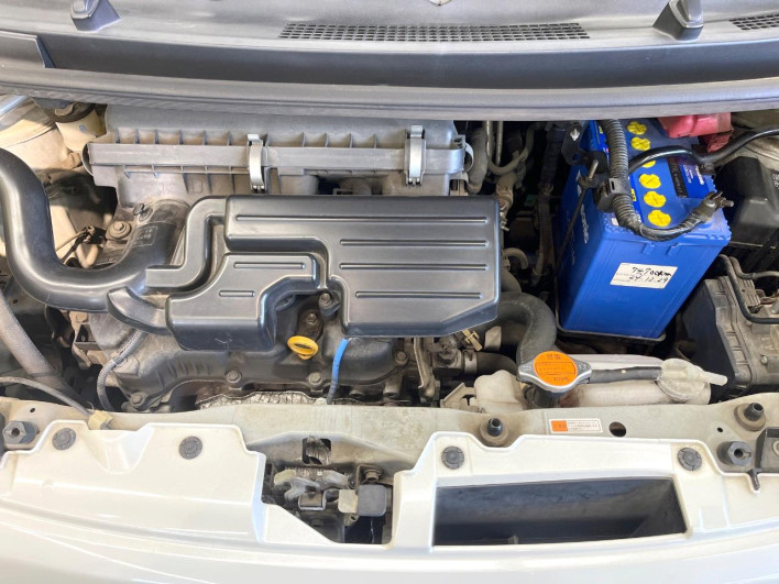 2011 Daihatsu Move DBA-LA100S (UW-6a1ba66ebe2ce)[4]