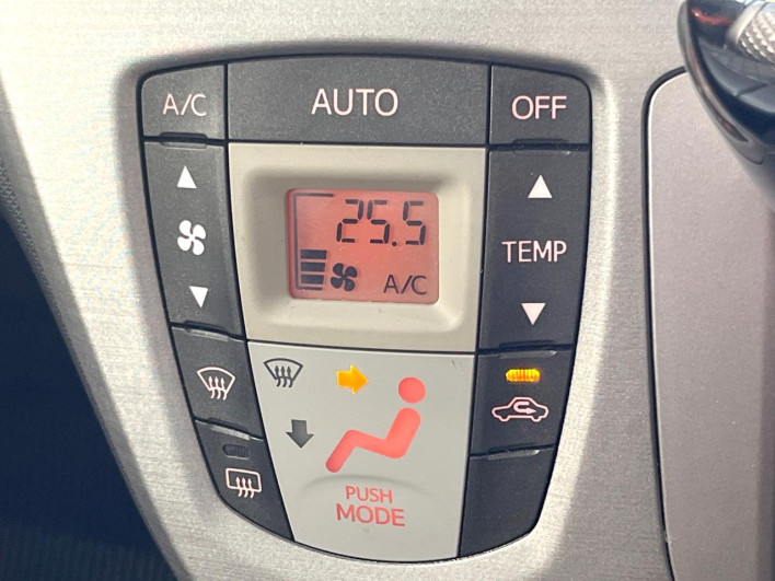 2011 Daihatsu Move DBA-LA100S (UW-6a1ba66ebe2ce)[27]