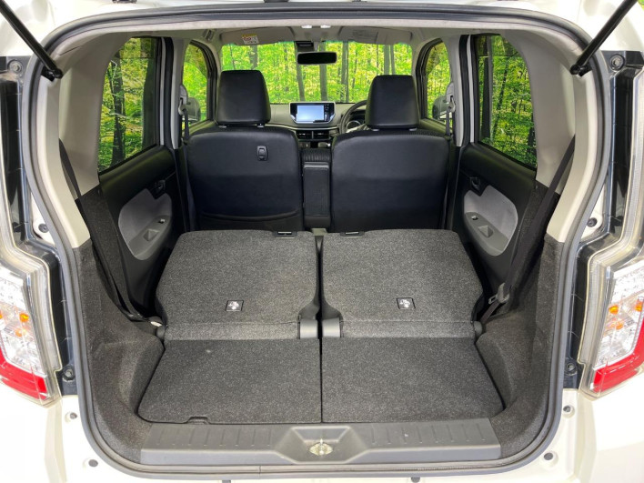 2016 Daihatsu Move DBA-LA160S (UW-6a1ba671265cb)[13]