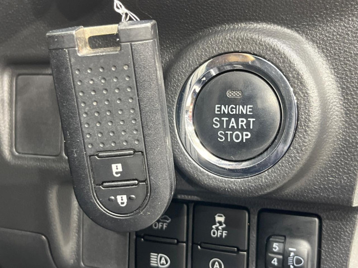 2018 Daihatsu Cast DBA-LA250S (UW-6a1ba67356fe6)[13]