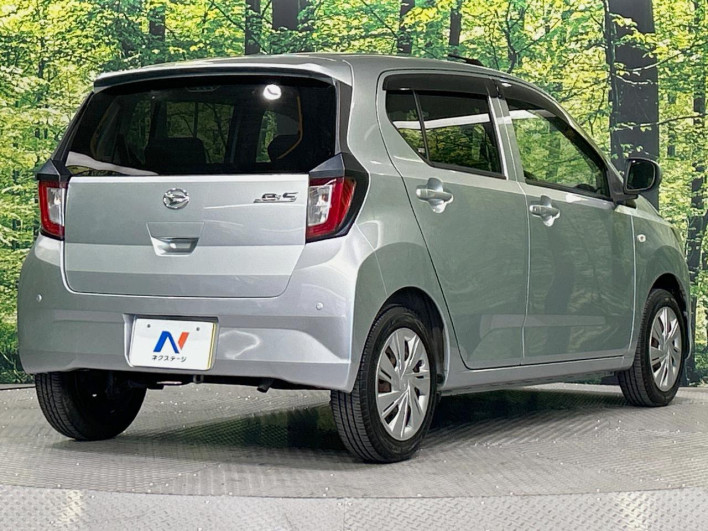 2017 Daihatsu Mirai Ease DBA-LA350S (UW-6a1ba67550696)[16]