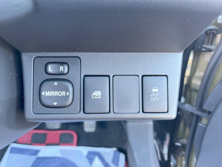 2015 Daihatsu Copen DBA-LA400K (UW-6a1ba679b326e)[27]