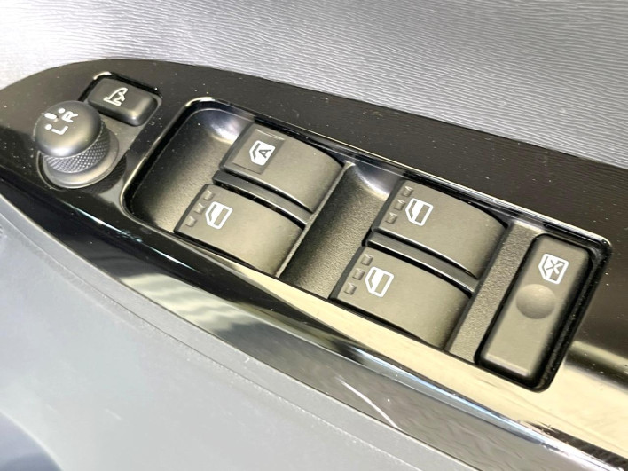 2014 Daihatsu Tanto DBA-LA600S (UW-6a1ba67ba9251)[12]