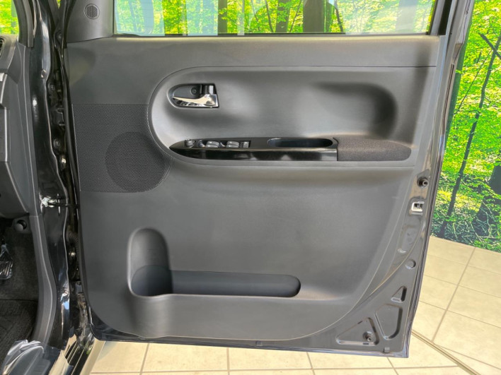 2014 Daihatsu Tanto DBA-LA600S (UW-6a1ba67bab0b8)[19]