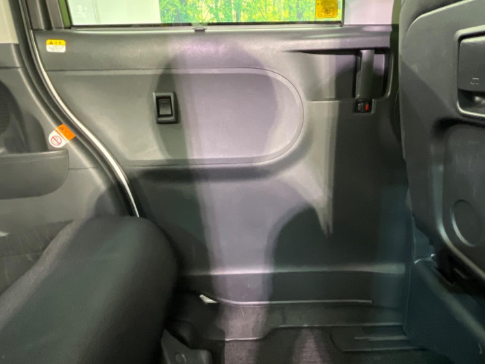 2016 Daihatsu Tanto DBA-LA600S (UW-6a1ba6804616b)[22]