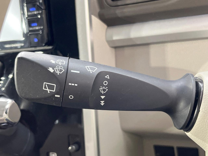 2017 Daihatsu Tanto DBA-LA600S (UW-6a1ba6815ae38)[18]