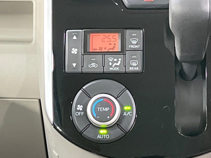 2017 Daihatsu Tanto DBA-LA600S (UW-6a1ba6815ae38)[26]