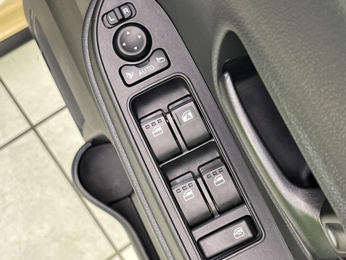 2022 Daihatsu Tanto 5BA-LA650S (UW-6a1ba6851f641)[6]