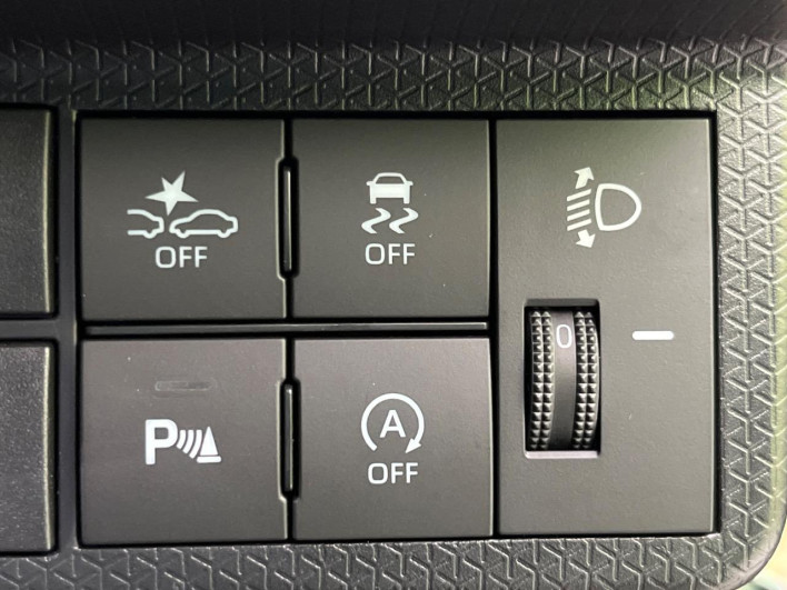 2022 Daihatsu Tanto 5BA-LA650S (UW-6a1ba6851f641)[9]
