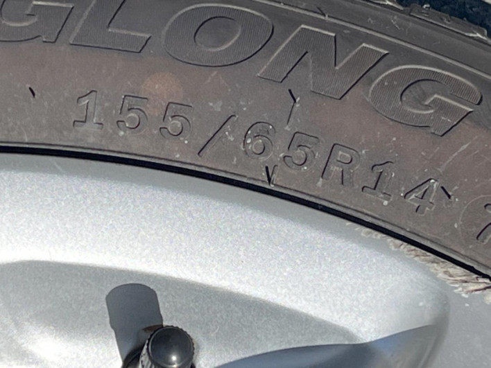 2016 Toyota Pixis Mega DBA-LA700A (UW-6a1ba689ed37e)[7]