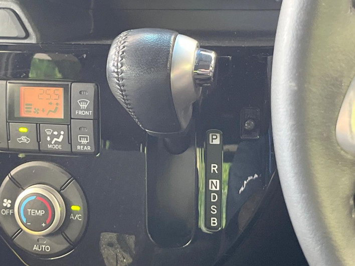 2017 Daihatsu Wake DBA-LA700S (UW-6a1ba68b41637)[22]