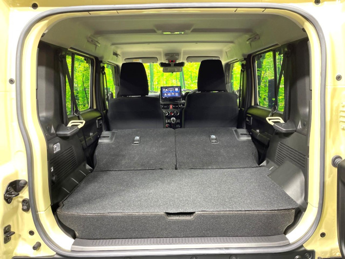 2025 Suzuki Jimny Nomad 3BA-JC74W (UW-6a1ba6a68076f)[18]