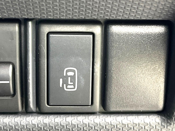 2012 Mitsubishi Delica D:2 DBA-MB15S (UW-6a1ba6ad8c26b)[15]