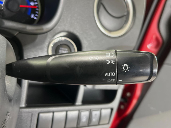 2012 Suzuki Wagon R Stingray DBA-MH34S (UW-6a1ba6b3d85cc)[25]