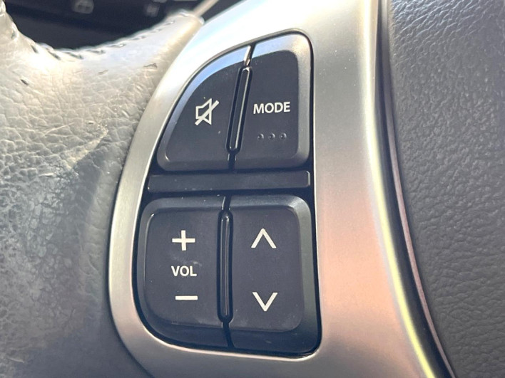 2013 Suzuki Wagon R Stingray DBA-MH34S (UW-6a1ba6b3d88af)[26]