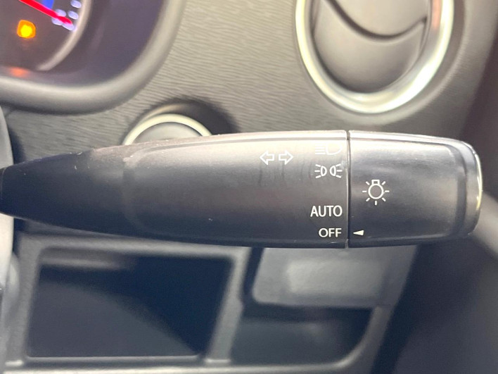 2013 Suzuki Wagon R Stingray DBA-MH34S (UW-6a1ba6b3d88af)[24]
