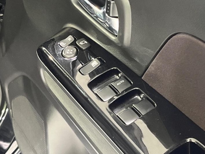 2018 Suzuki Wagon R Stingray DAA-MH55S (UW-6a1ba6b793298)[6]