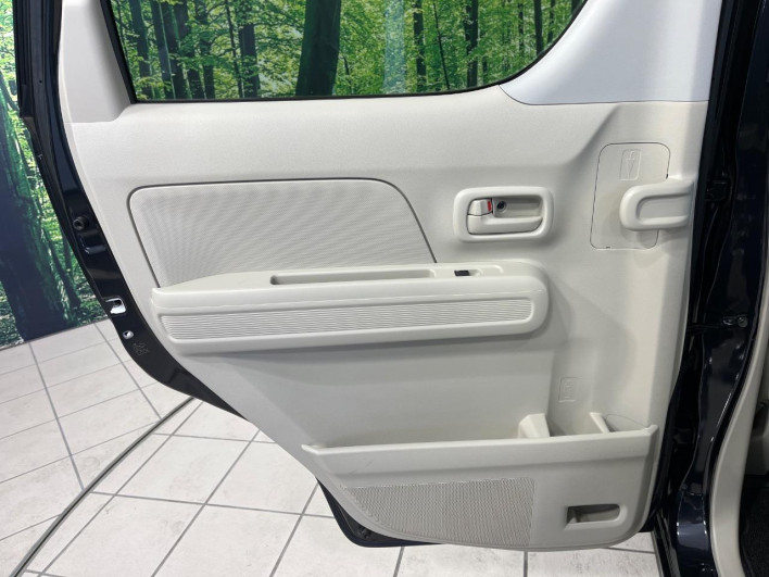 2020 Suzuki Wagon R 5AA-MH95S (UW-6a1ba6b7dbe04)[20]