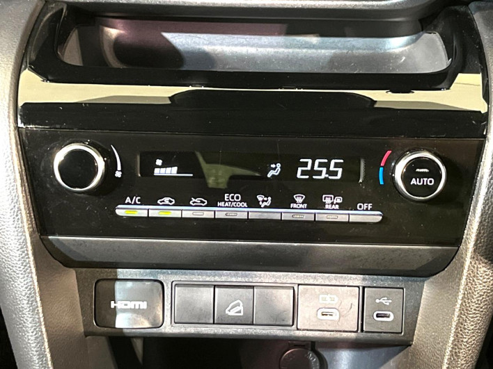 2025 Toyota Yaris Cross 5BA-MXPB15 (UW-6a1ba6ea831f7)[16]