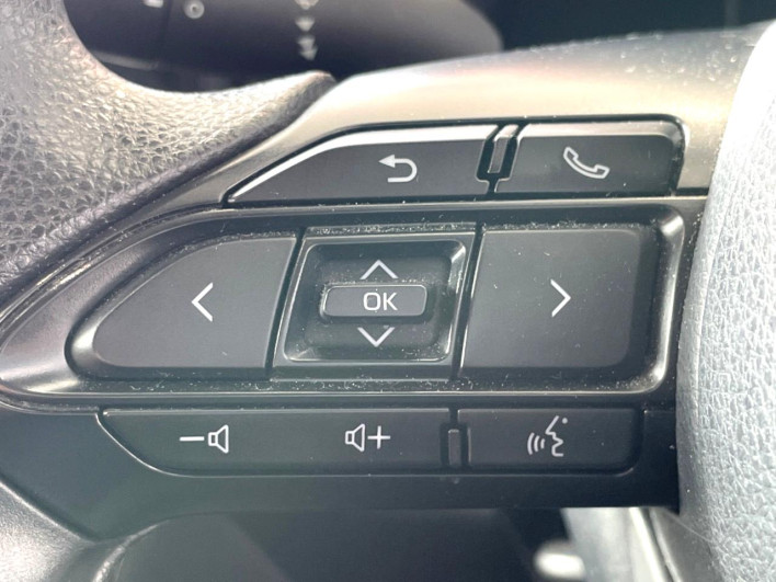 2021 Toyota Aqua 6AA-MXPK11 (UW-6a1ba6f458aeb)[14]