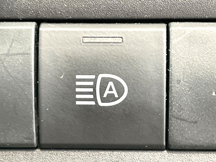 2021 Toyota Aqua 6AA-MXPK11 (UW-6a1ba6f458aeb)[9]
