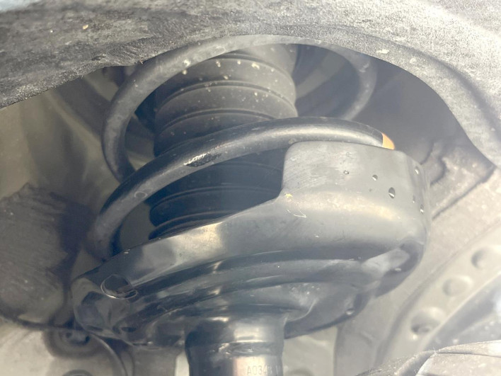 2022 Toyota Voxy 6BA-MZRA90W (UW-6a1ba70c1a7ca)[17]