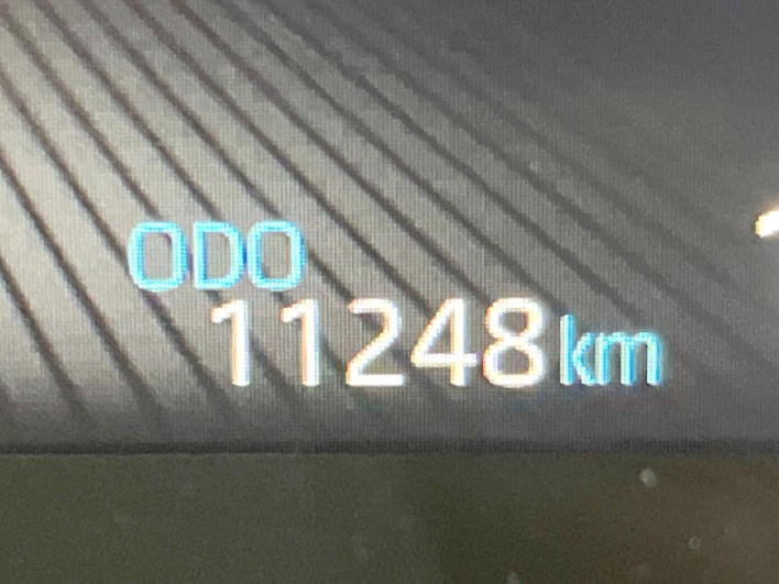 2022 Toyota Voxy 6BA-MZRA90W (UW-6a1ba70c1a7ca)[2]