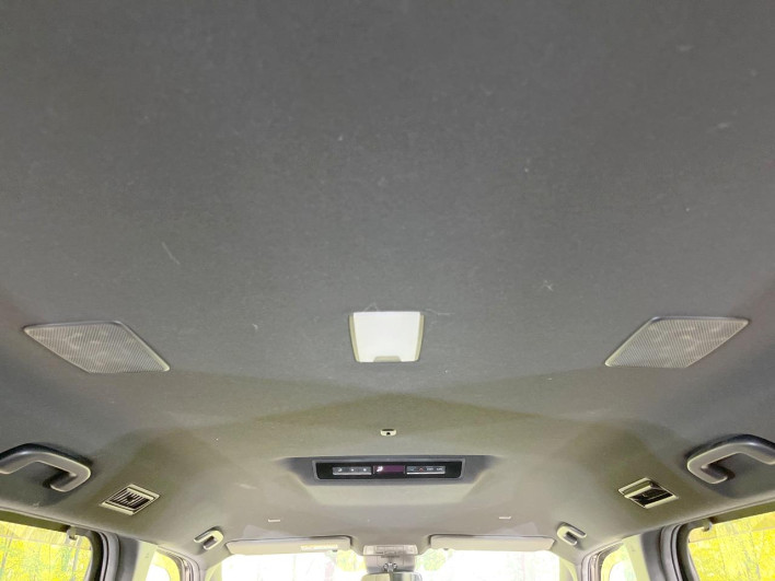 2022 Toyota Voxy 6BA-MZRA90W (UW-6a1ba70c1a7ca)[27]