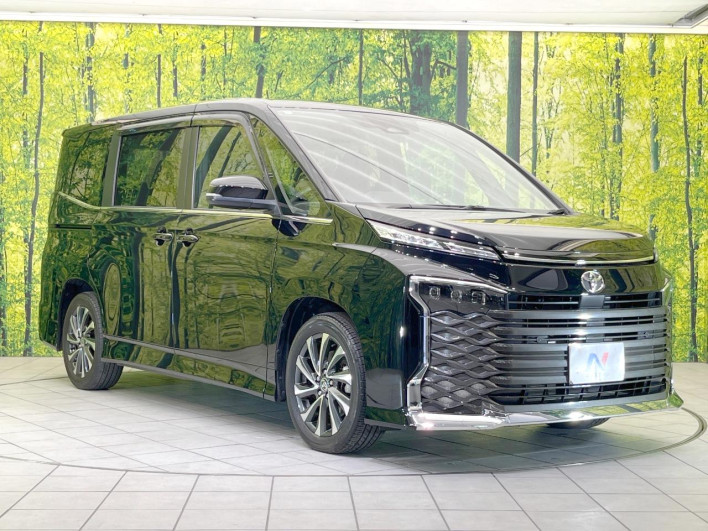 2022 Toyota Voxy 6BA-MZRA90W (UW-6a1ba70c1a7ca)[7]