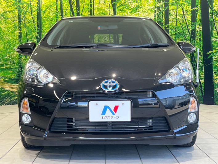 2013 Toyota Aqua DAA-NHP10 (UW-6a1ba713ca7c5)[4]