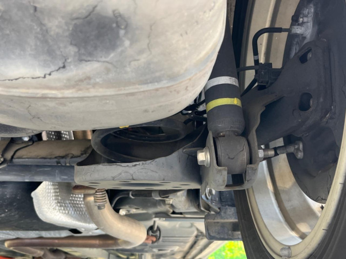 2013 Toyota Aqua DAA-NHP10 (UW-6a1ba713ca7c5)[15]