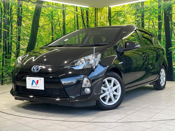 2013 Toyota Aqua DAA-NHP10 (UW-6a1ba713ca7c5)[0]