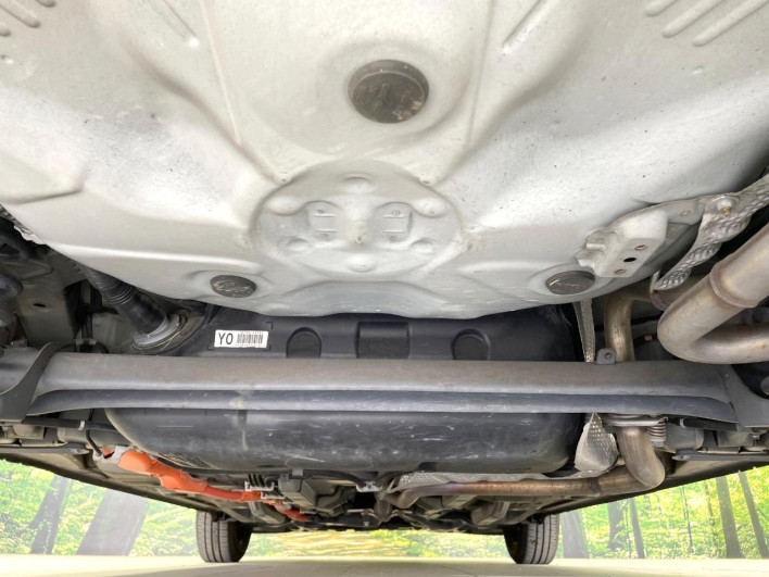2016 Toyota Aqua DAA-NHP10 (UW-6a1ba715dd196)[9]